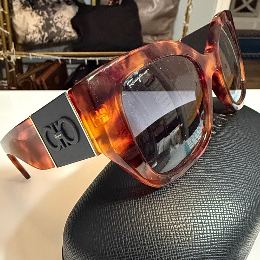 Ferragamo Tortoise Shell Gancini Sunglasses with Case NWT